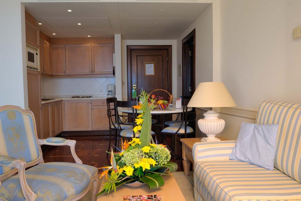 Pestana Royal All Inclusive Ocean & Spa Resort Funchal  Zimmer foto