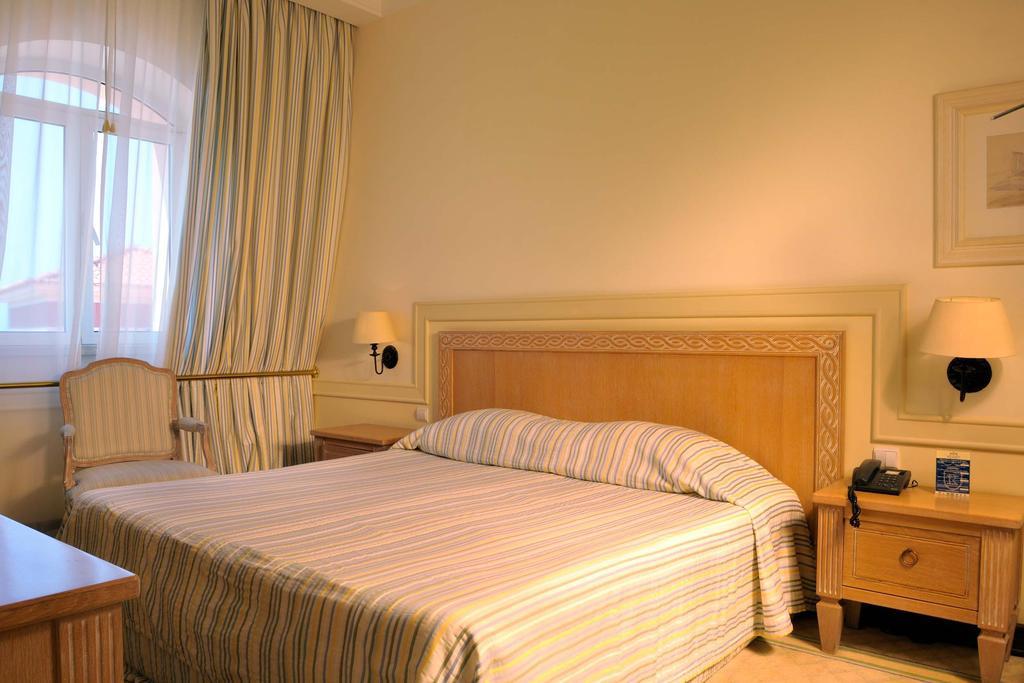 Pestana Royal All Inclusive Ocean & Spa Resort Funchal  Zimmer foto